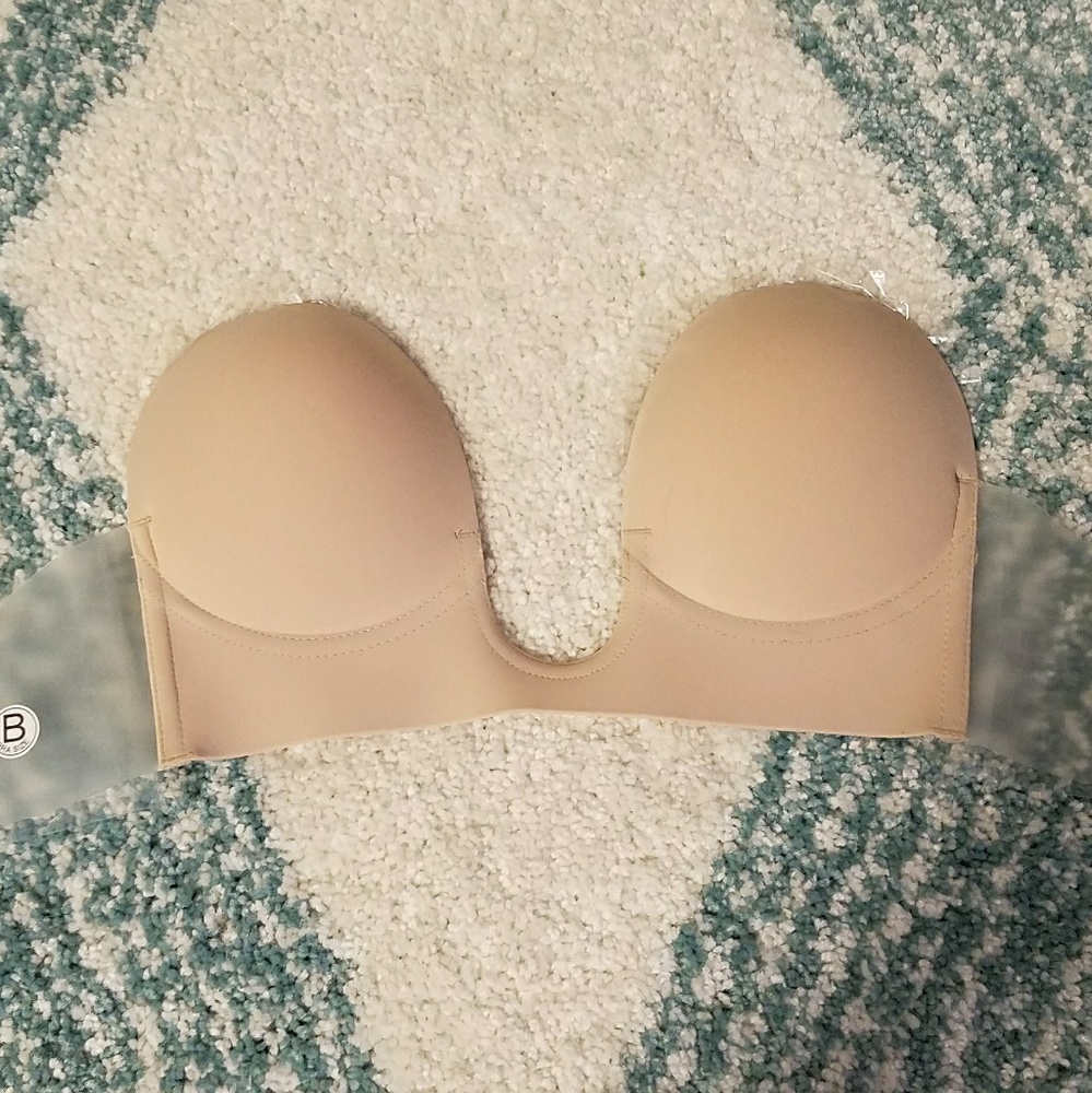 Plunge stick on back less bra